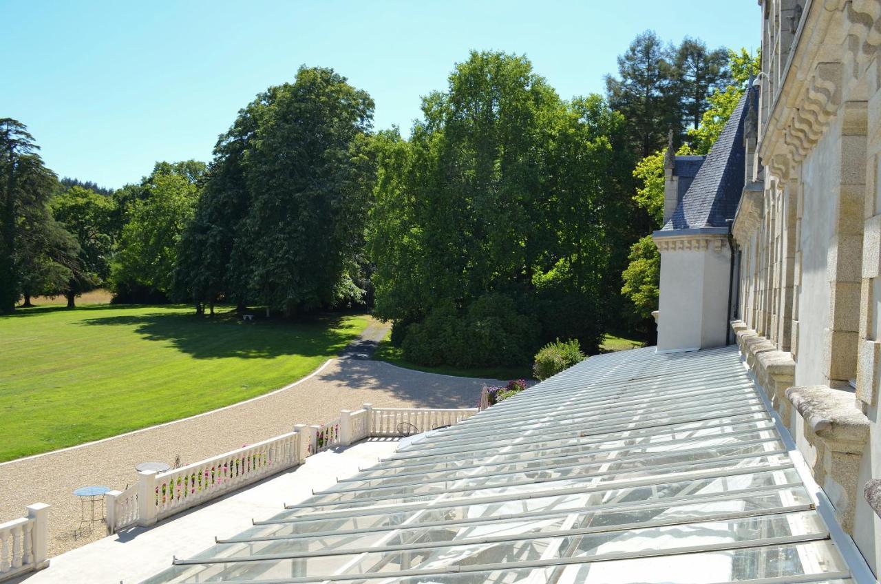 Chateau De Kervoazec - Chambres D'Hotes Saint-Goazec Exterior photo